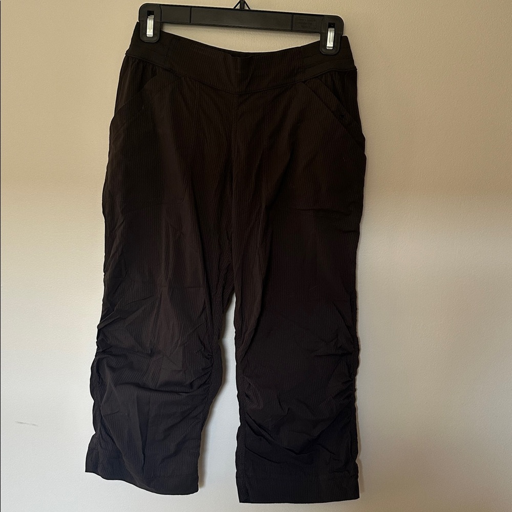 Lululemon dark brown crops